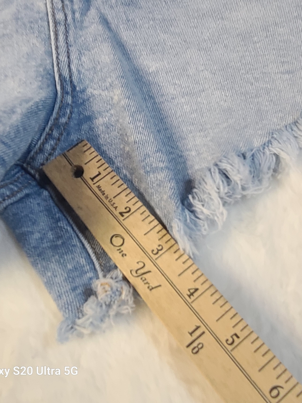 Light Blue Denim Frayed Hem Women’s Shorts - Picture 6 of 9